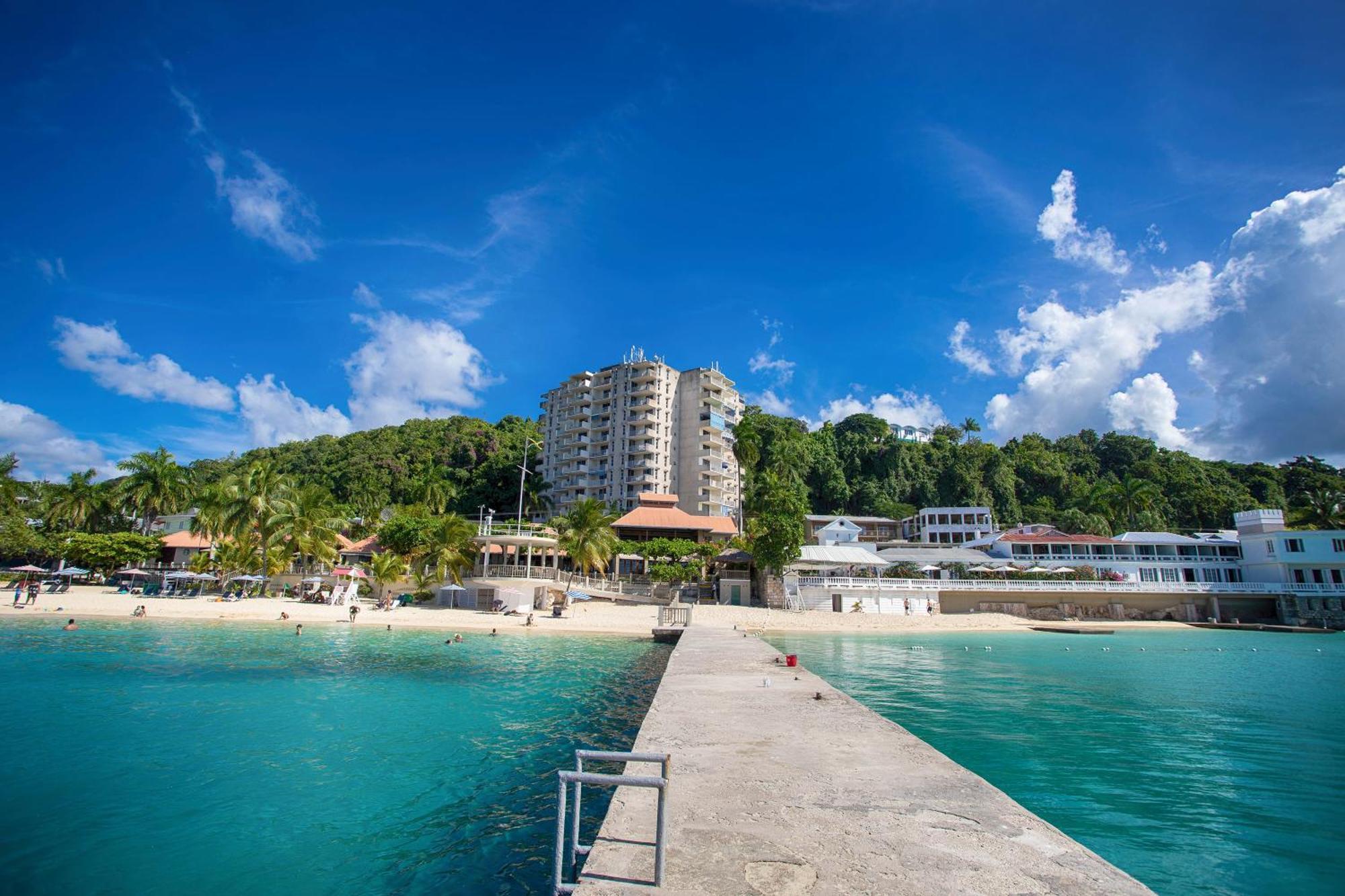 Montego Bay Club Apartments Exteriér fotografie