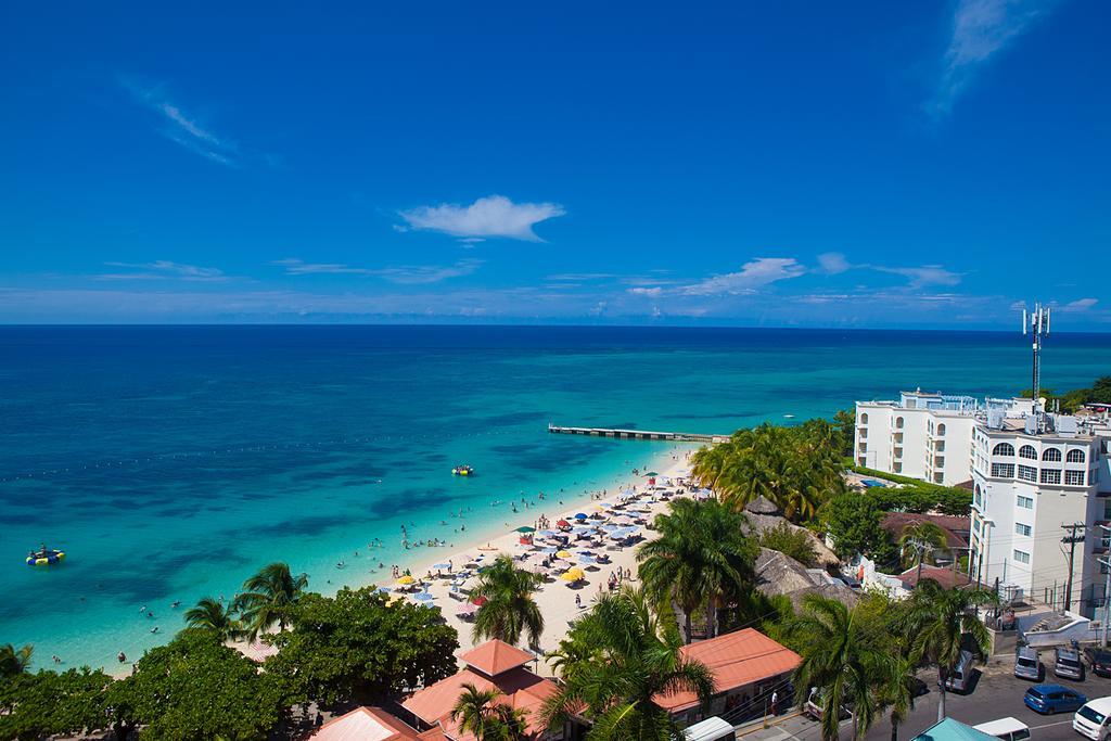 Montego Bay Club Apartments Exteriér fotografie
